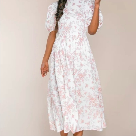 Ivy City Co Dresses & Skirts - Ivy City Co Odette Dress Pink Mauve Floral